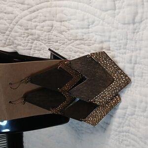 Fashion Chunky Wooden earrings